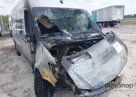 2014 Mercedes-Benz Sprinter S High Roof from USA, damaged, VIN WD3PE8CC9E5881287